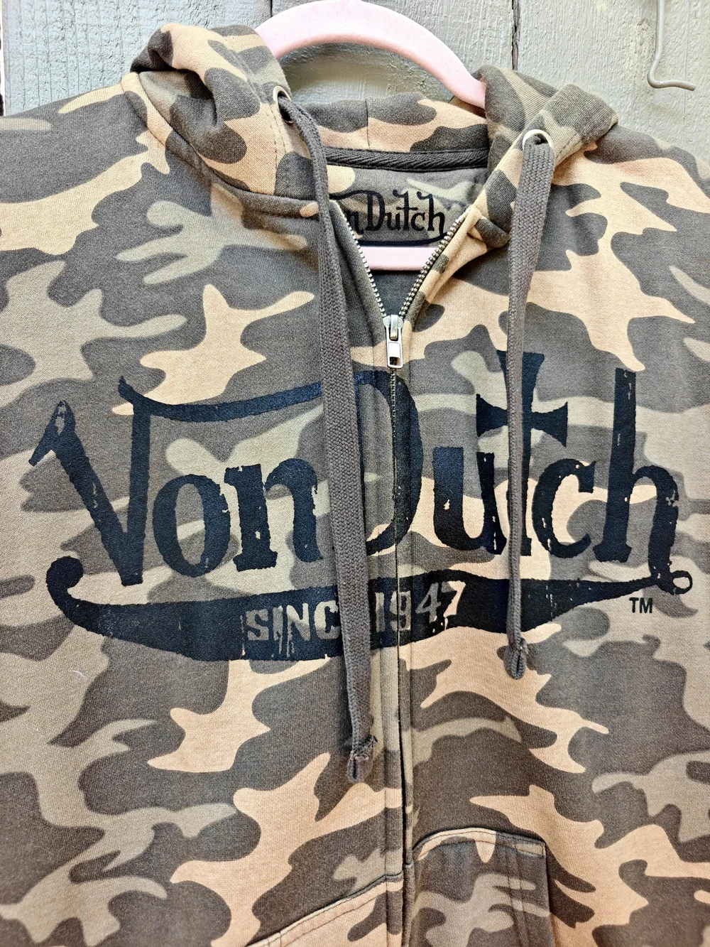 Von Dutch Men's Camo Zip-Up Hoodie - Green and Tan